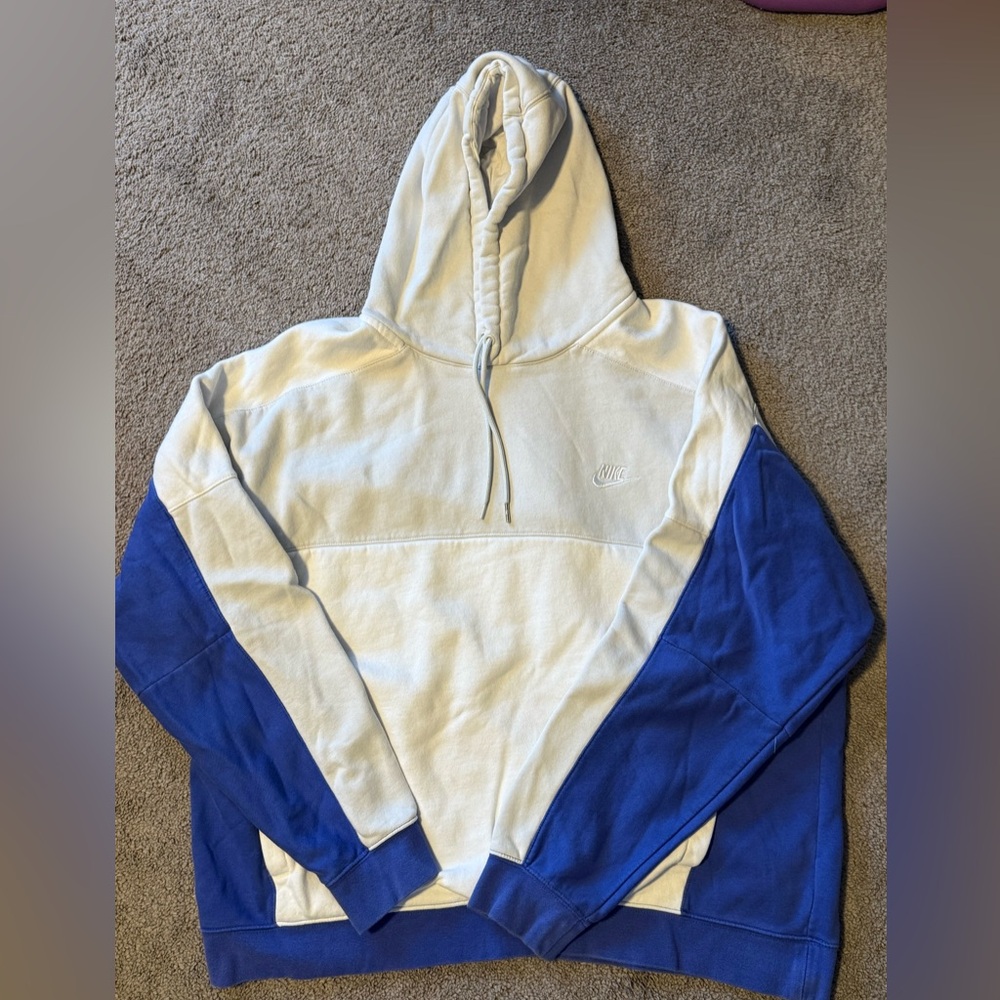 Nike Men’s White and Blue Hoodie